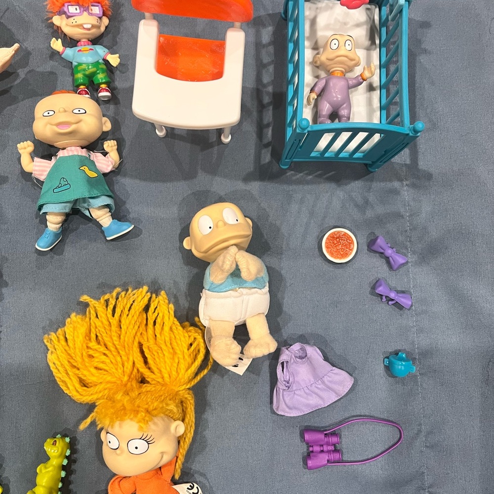 Vintage Rugrats Family Dolls & Accessories Toy Lot. Total of 24 pieces - Picture 4 of 8